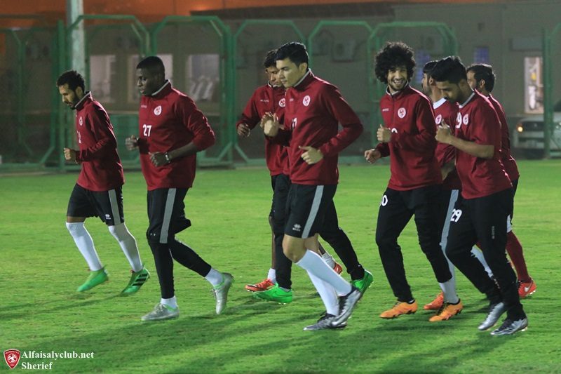 فريق الفيصلي الأول لكرة القدم يواصل تدريباته ويلاقي الشباب ودياً ( تقرير مصور )