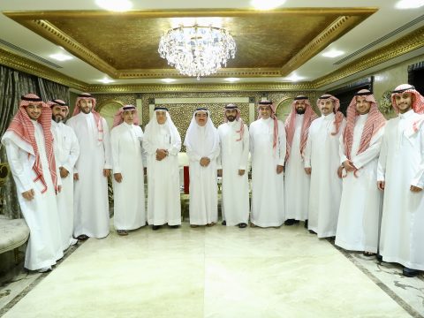 مجلس الإدارة يزور الشيخ وليد البريكان