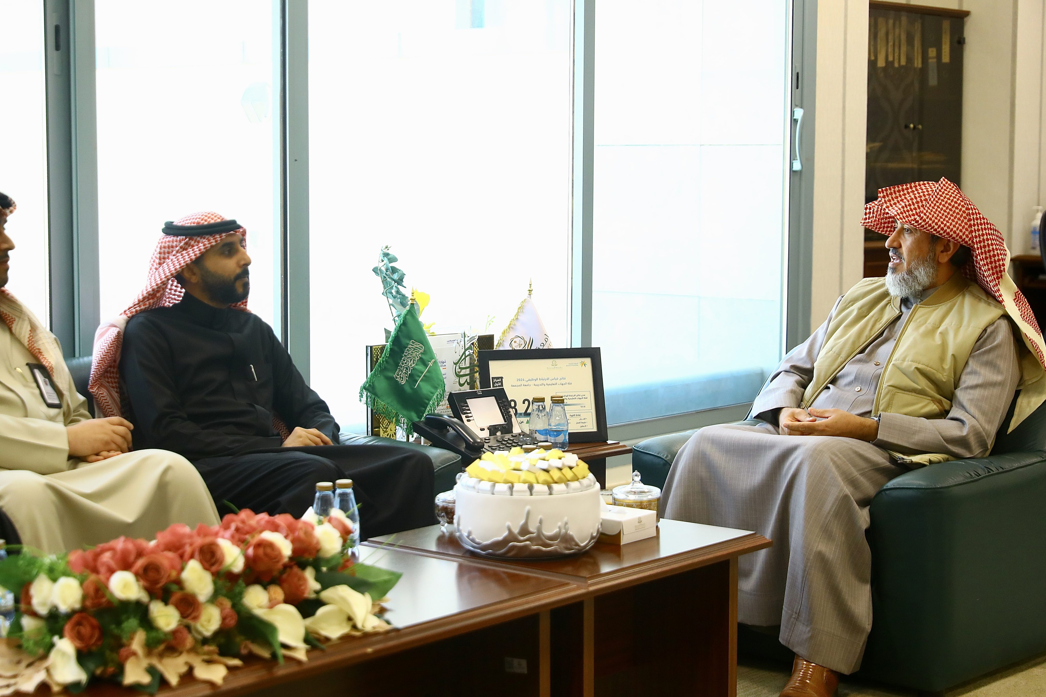 رئيس مجلس الادارة يلتقي وكيل جامعة المجمعة